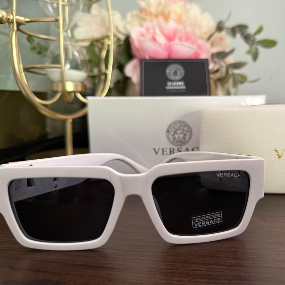 Women’s White Square Sunglasses with Black Lenses